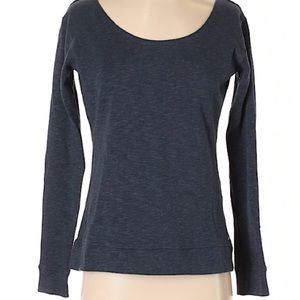 Avia sweatshirt